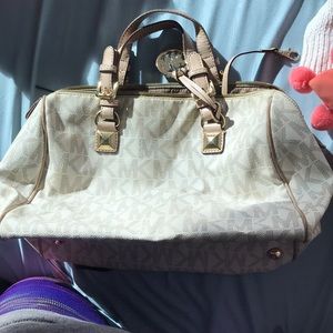 MICHAEL KORS PURSE( READY TO SHIP)